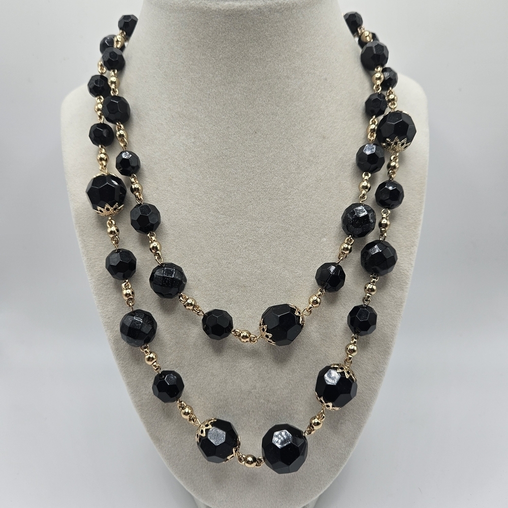 VINTAGE Bijoux Terner Black Faceted Gold Tone Strand Bead Necklace